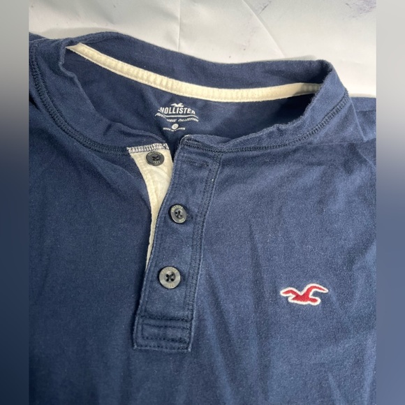 Hollister men’s size large set of two T-shirts - Picture 3 of 7